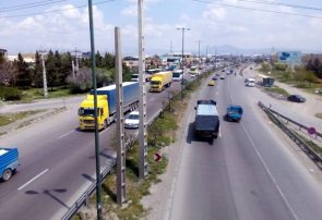 کاهش ۱۹ درصدی تردد خودرو در محورهای آذربایجان شرقی