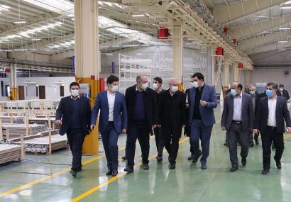 استاندار آذربایجان‌شرقی بر حل مشکلات واحدهای تولیدی تاکید کرد
