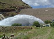 آغاز رهاسازی ۱۰ میلیون متر مکعب آب سد “قلعه‌چای” عجب‌شیر به دریاچه ارومیه
