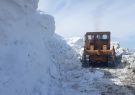 انسداد ۷۲۰ راه روستایی لرستان به دلیل بارش برف و کولاک/ تردد در الیگودرز تنها با زنجیرچرخ