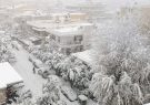 بارش برف و مسدودی راه ارتباطی ۹۵ روستای لرستان