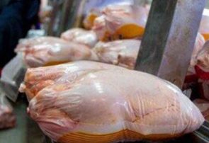 توزیع به اندازه مرغ در بازار موجب کاهش قیمت شده است