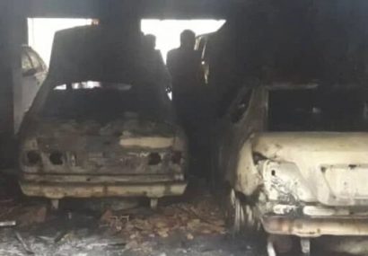 آتش سوزی ۴ دستگاه خودرو در تبریز