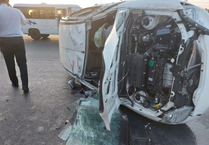 برخورد تریلی ترکیه ای با گاردریل در آزادراه «تبریز-زنجان» موجب مرگ راننده شد