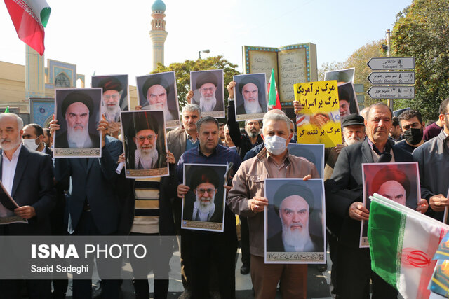 راهپیمایی مردم تبریز علیه محکومیت جنایات تروریستی شاهچراغ