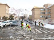 تصمیمات لازم برای سرعت بخشیدن به برف روبی در شرق تبریز اتخاذ شد