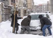 مشکلات انباشت برف برای شهروندان تبریزی مشکلات انباشت برف برای شهروندان تبریزی
