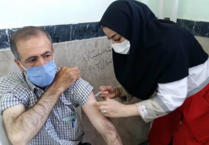 ۵۲هزار فرهنگی در آذربایجان‌شرقی علیه کرونا واکسینه می‌شوند